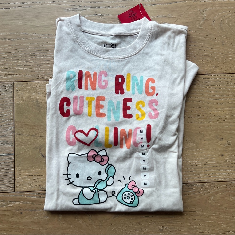 Hello Kitty Ring Cuteness Calling T-Shirt - Picture 3 of 4